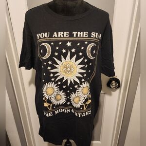 Persaya Charcoal Graphic Tee